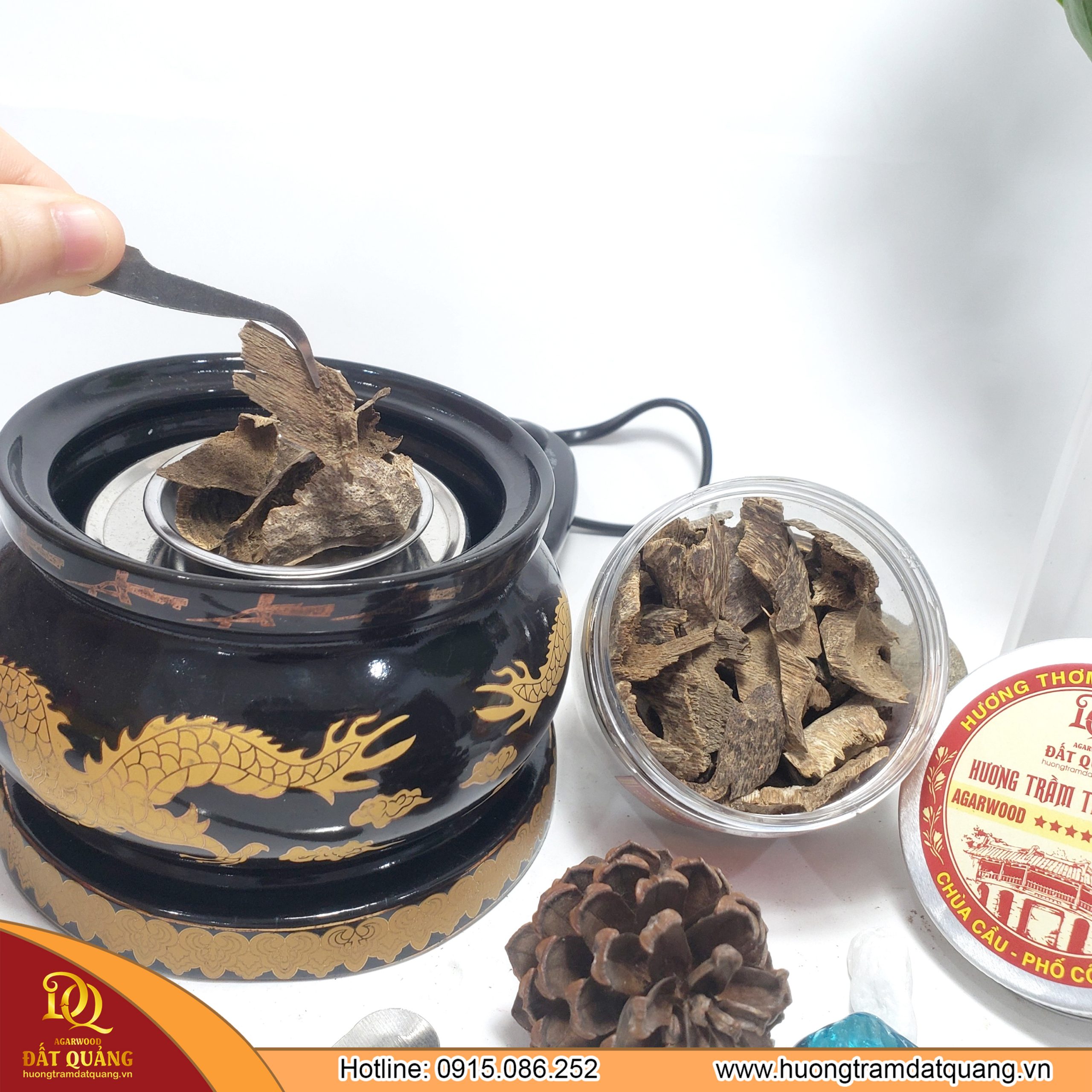 Trầm hương miếng xông đốt - Lựa chọn thông minh của doanh nhân Việt