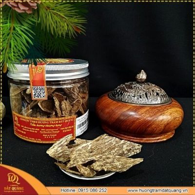 Trầm Miếng Vi Sinh Cao Cấp 100gram
