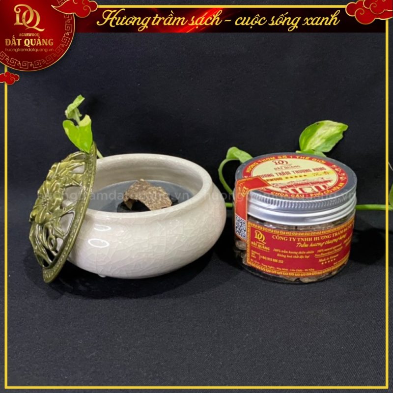 trâm-hương-miếng